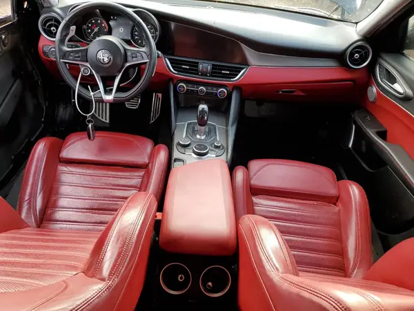 ZARFANBN8K7608328 2019 ALFA ROMEO GIULIA - Image 8