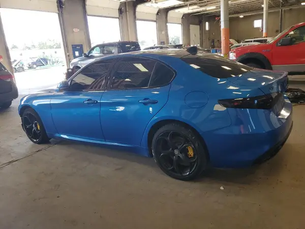 ZARFANBN8K7609544 2019 ALFA ROMEO GIULIA - Image 2