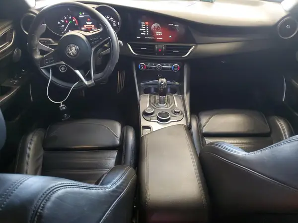 ZARFANBN8K7609544 2019 ALFA ROMEO GIULIA - Image 8