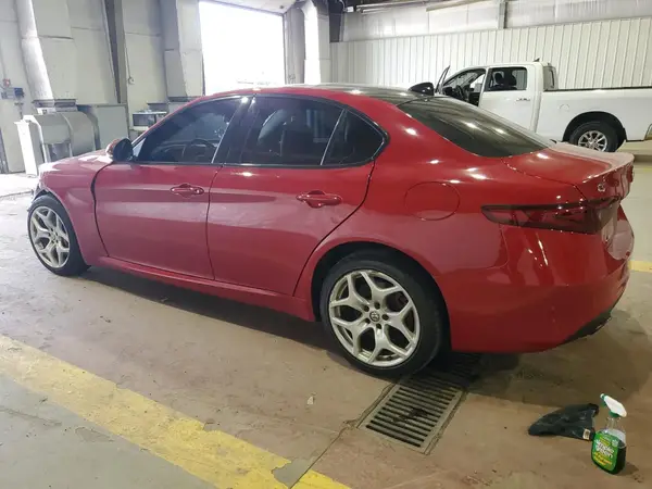 ZARFANBN8K7611701 2019 ALFA ROMEO GIULIA - Image 2