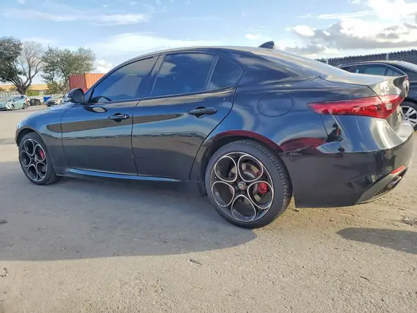 ZARFANBN8K7617529 2019 ALFA ROMEO GIULIA - Image 2