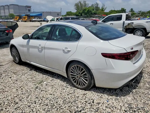 ZARFANBN8L7629553 2020 ALFA ROMEO GIULIA - Image 2