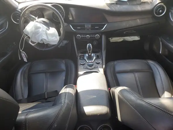 ZARFANBN8L7632369 2020 ALFA ROMEO GIULIA - Image 8