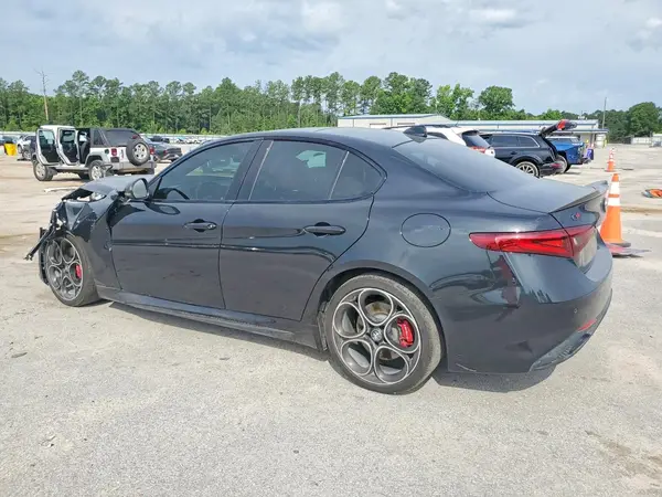 ZARFANBN8M7644894 2021 ALFA ROMEO GIULIA - Image 2