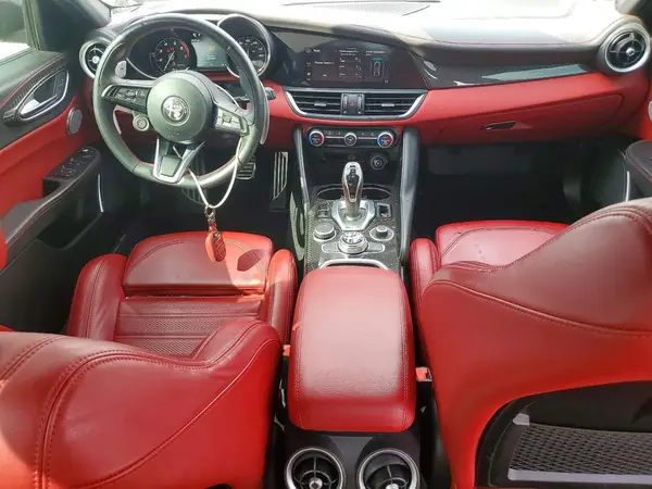 ZARFANBN8M7644894 2021 ALFA ROMEO GIULIA - Image 8