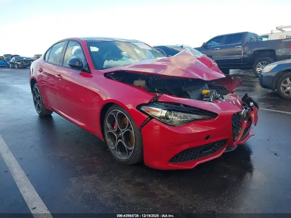 ZARFANBN8N7659770 2022 ALFA ROMEO GIULIA