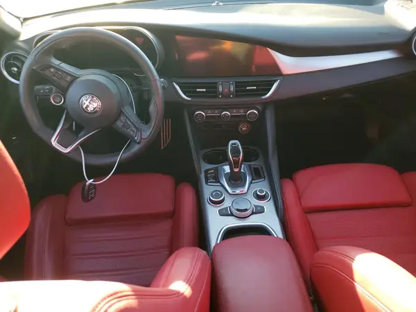 ZARFANBN8R7683086 2024 ALFA ROMEO GIULIA - Image 8