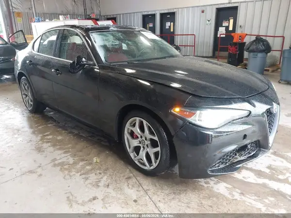 ZARFANBN9K7603283 2019 ALFA ROMEO GIULIA