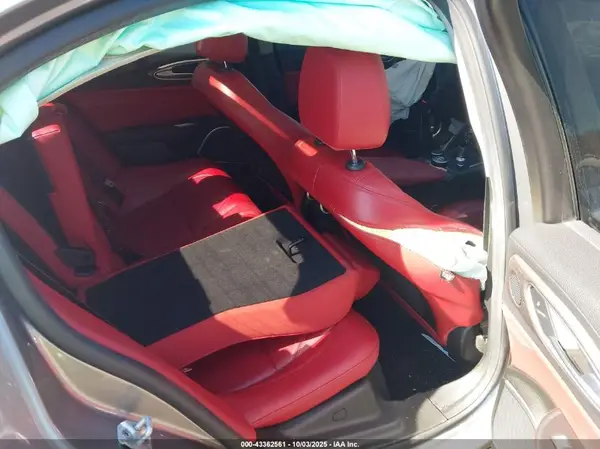 ZARFANBN9K7603929 2019 ALFA ROMEO GIULIA - Image 8