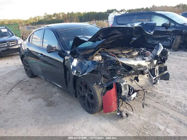 ZARFANBN9K7613084 2019 ALFA ROMEO GIULIA - Image 1