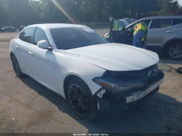 ZARFANBN9L7633708 2020 ALFA ROMEO GIULIA - Image 1