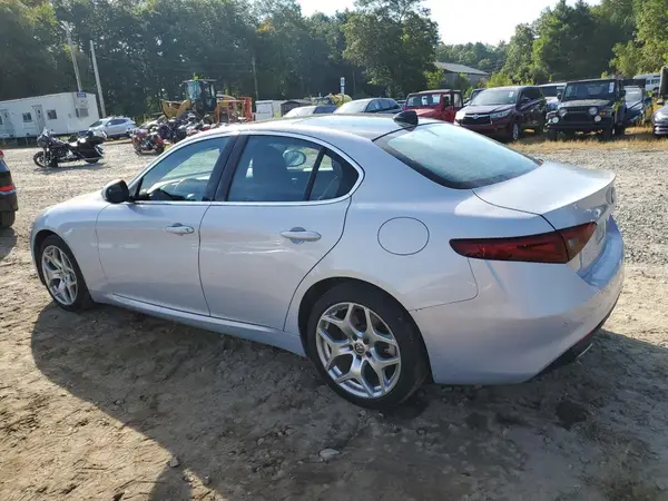 ZARFANBN9M7644628 2021 ALFA ROMEO GIULIA - Image 2
