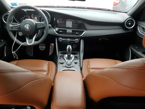ZARFANBN9N7657154 2022 ALFA ROMEO GIULIA - Image 8