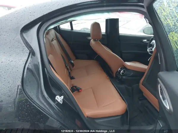 ZARFANBN9N7662547 2022 ALFA ROMEO GIULIA - Image 8