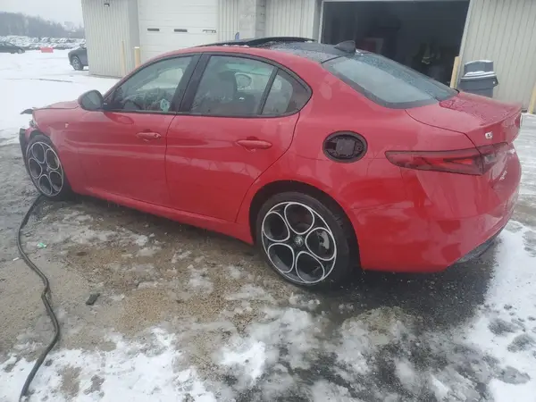 ZARFANBN9P7671526 2023 ALFA ROMEO GIULIA - Image 2