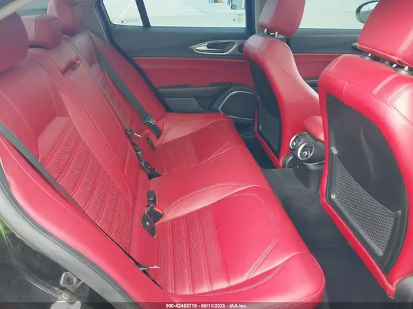 ZARFANBNXK7604992 2019 ALFA ROMEO GIULIA - Image 8