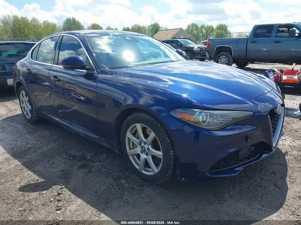 ZARFANBNXK7606225 2019 ALFA ROMEO GIULIA - Image 1
