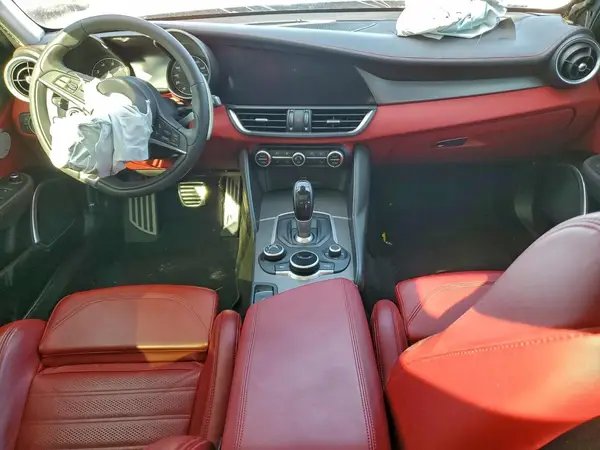 ZARFANBNXK7608685 2019 ALFA ROMEO GIULIA - Image 8