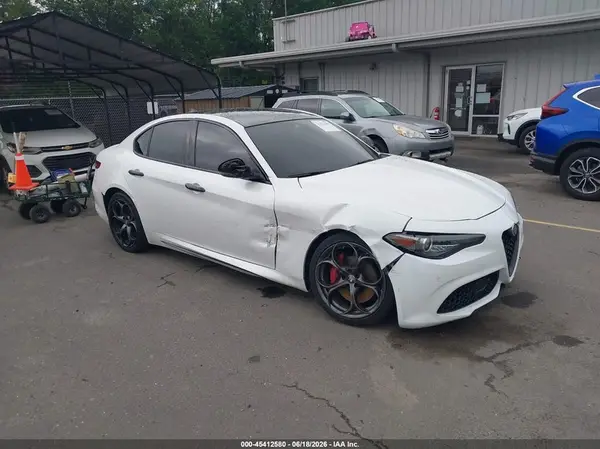 ZARFANBNXK7613823 2019 ALFA ROMEO GIULIA