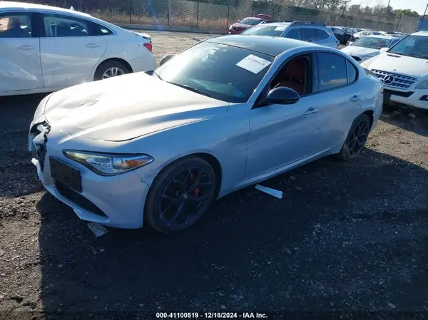 ZARFANBNXM7645500 2021 ALFA ROMEO GIULIA - Image 2