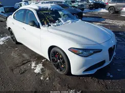 ZARFANBNXM7648087 2021 ALFA ROMEO GIULIA