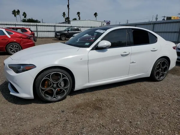 ZARFANBNXN7665165 2022 ALFA ROMEO GIULIA - Image 1