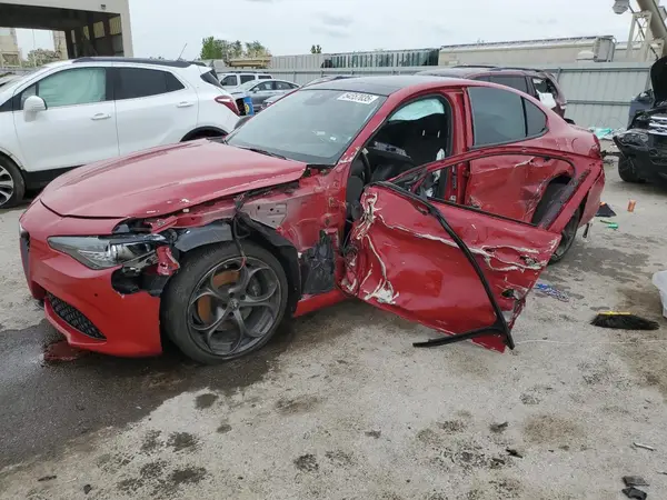 ZARFANBNXP7668103 2023 ALFA ROMEO GIULIA - Image 1