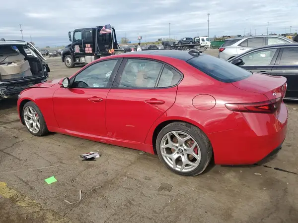 ZARFANBNXP7671051 2023 ALFA ROMEO GIULIA - Image 2