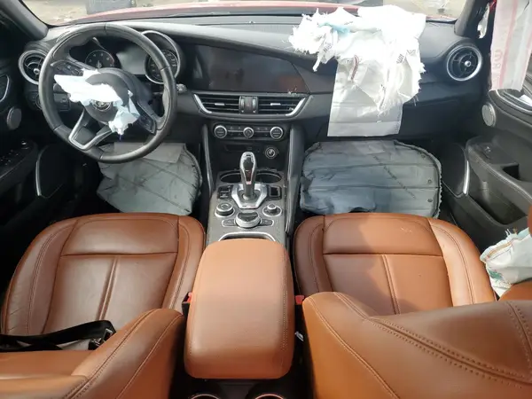 ZARFANBNXP7671051 2023 ALFA ROMEO GIULIA - Image 8