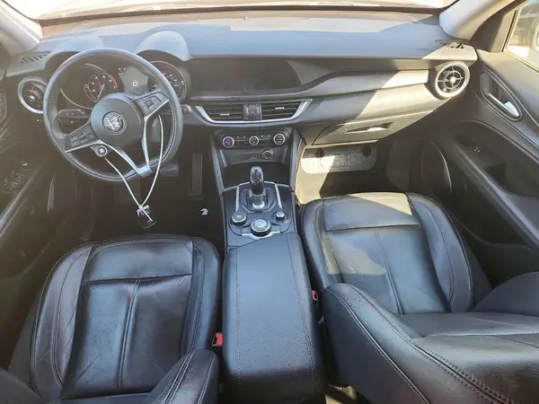 ZASFAKAN0J7B70291 2018 ALFA ROMEO STELVIO - Image 8