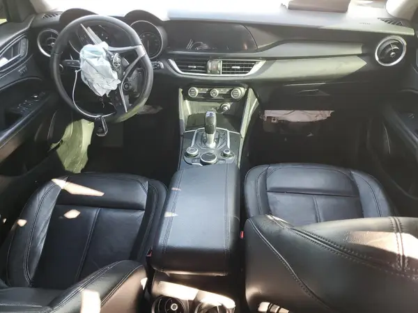 ZASFAKAN0J7B75510 2018 ALFA ROMEO STELVIO - Image 8