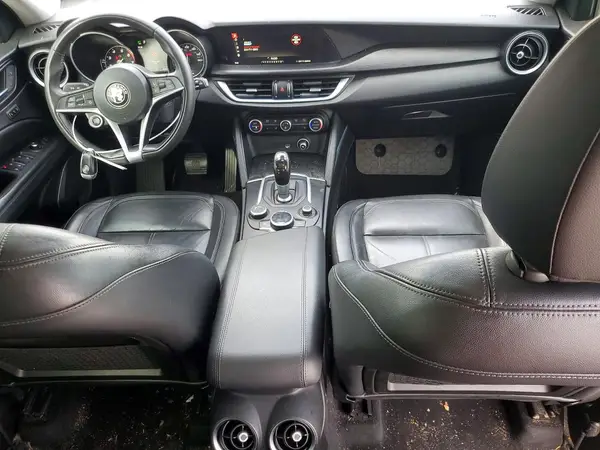 ZASFAKAN0J7B77774 2018 ALFA ROMEO STELVIO - Image 8