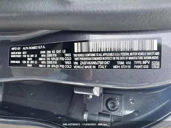 ZASFAKAN0J7B81047 2018 ALFA ROMEO STELVIO - Image 8