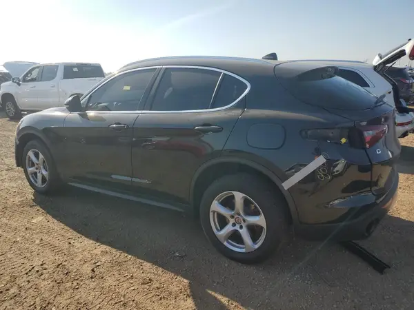 ZASFAKAN0J7B82800 2018 ALFA ROMEO STELVIO - Image 2