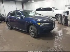 ZASFAKAN0J7B85440 2018 ALFA ROMEO STELVIO