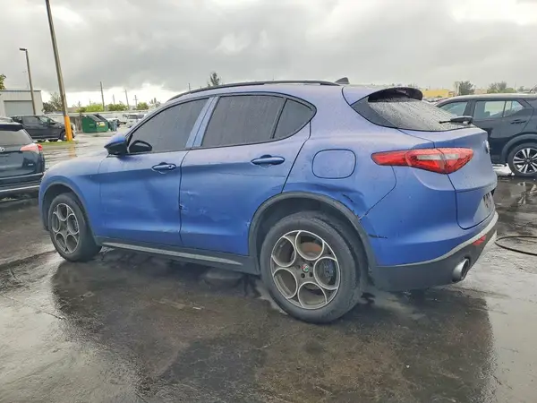 ZASFAKAN1J7B60966 2018 ALFA ROMEO STELVIO - Image 2