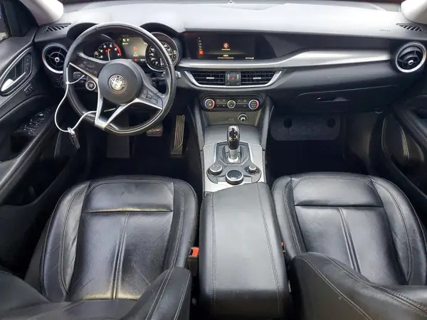 ZASFAKAN1J7B60966 2018 ALFA ROMEO STELVIO - Image 8