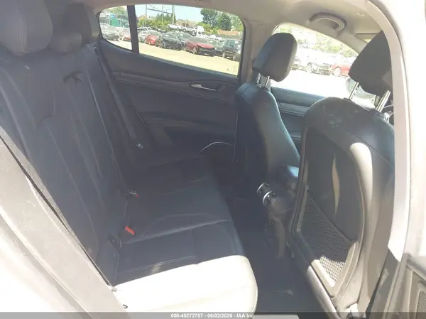 ZASFAKAN2J7B86296 2018 ALFA ROMEO STELVIO - Image 8