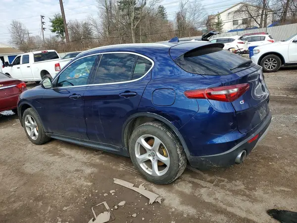 ZASFAKAN3J7B69166 2018 ALFA ROMEO STELVIO - Image 2