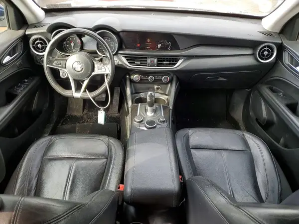 ZASFAKAN3J7B69166 2018 ALFA ROMEO STELVIO - Image 8