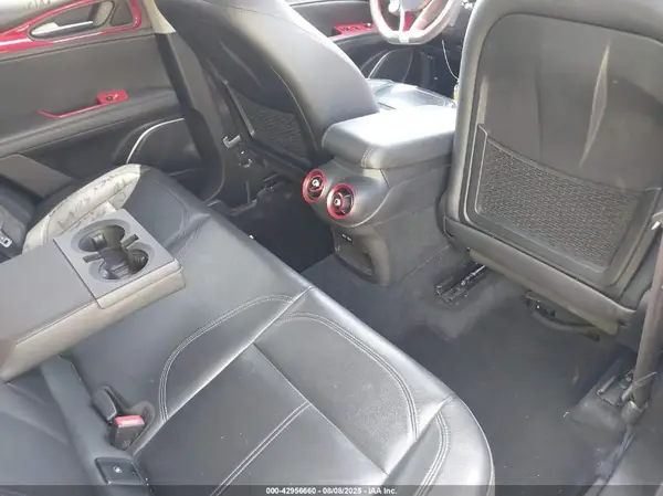 ZASFAKAN3J7B69510 2018 ALFA ROMEO STELVIO - Image 8