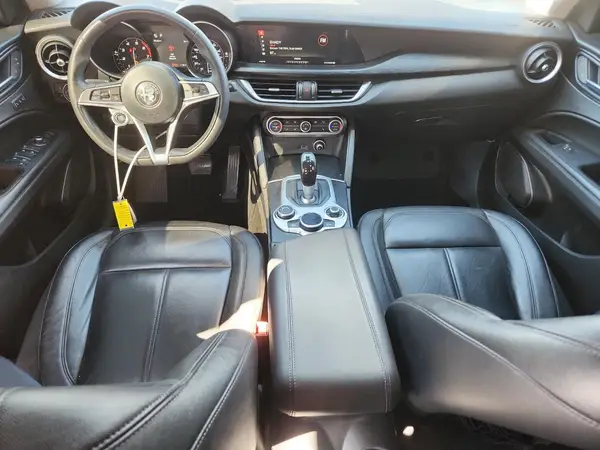 ZASFAKAN3J7B74593 2018 ALFA ROMEO STELVIO - Image 8