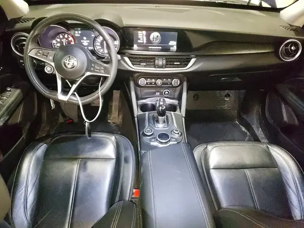ZASFAKAN3J7B76716 2018 ALFA ROMEO STELVIO - Image 8