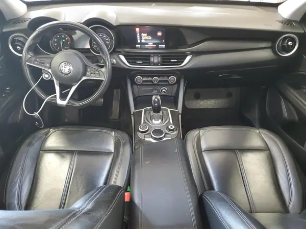 ZASFAKAN3J7B80135 2018 ALFA ROMEO STELVIO - Image 8