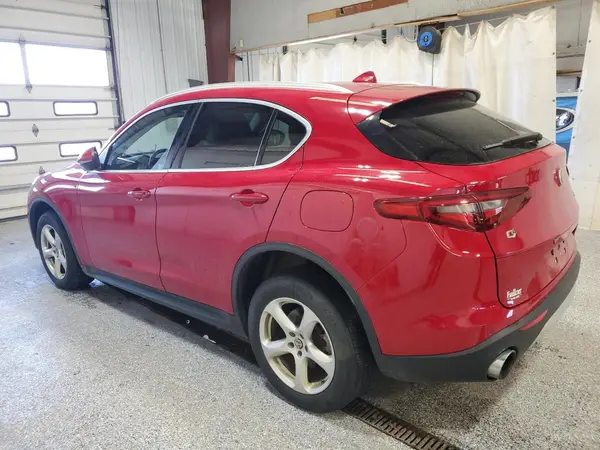 ZASFAKAN3J7B81172 2018 ALFA ROMEO STELVIO - Image 2
