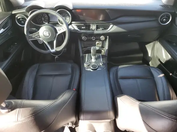ZASFAKAN4J7B72304 2018 ALFA ROMEO STELVIO - Image 8