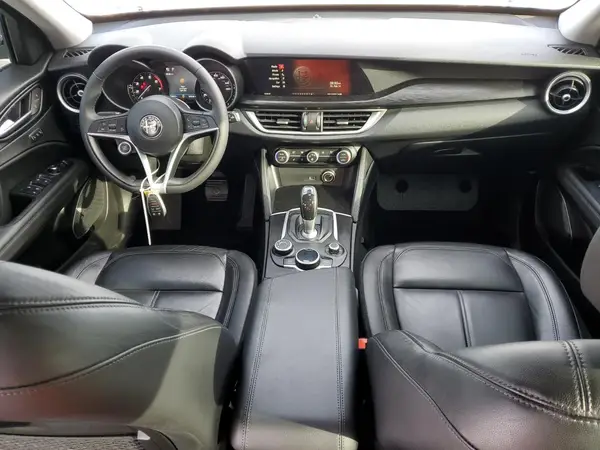 ZASFAKAN4J7B75512 2018 ALFA ROMEO STELVIO - Image 8
