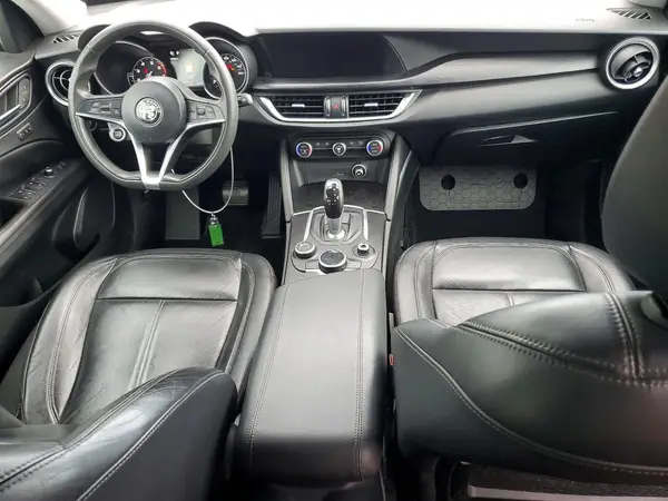 ZASFAKAN4J7B79219 2018 ALFA ROMEO STELVIO - Image 8
