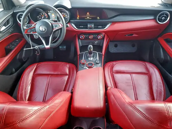 ZASFAKAN4J7B80774 2018 ALFA ROMEO STELVIO - Image 8