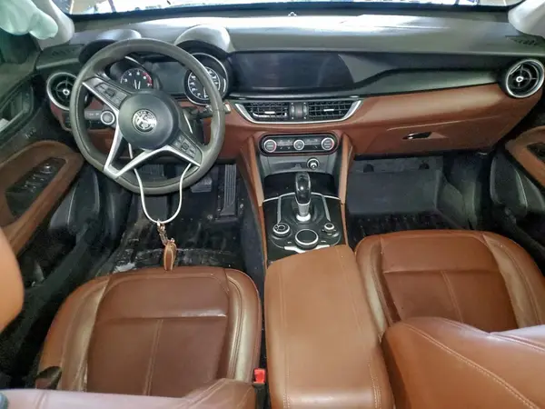 ZASFAKAN4J7B81388 2018 ALFA ROMEO STELVIO - Image 8